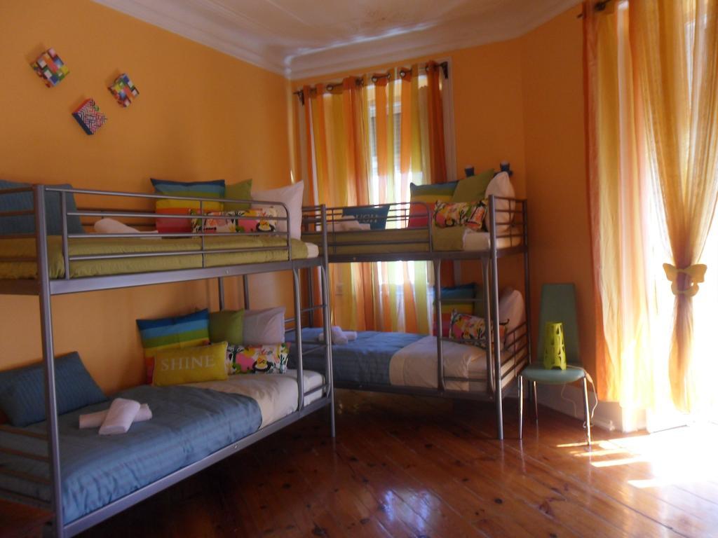 Istanbul Hostel Lisbon Room photo